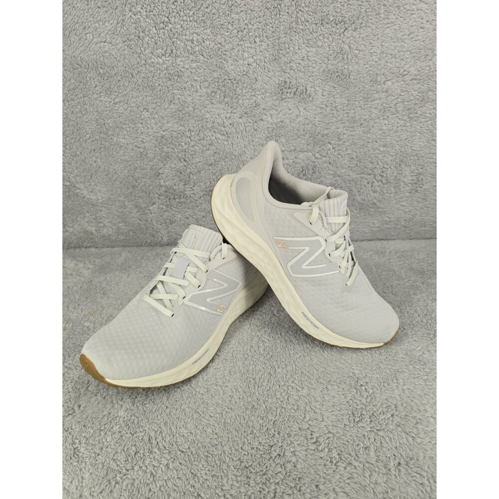 New Balance Women's Light Gray and Cream Athletic Running Shoes